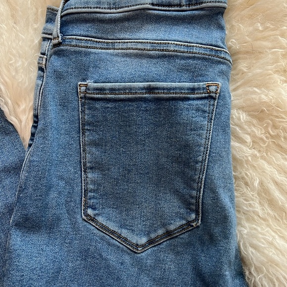 đź’• Banana Republic Medium Wash High Rise Skinny Jeans - Picture 3 of 6